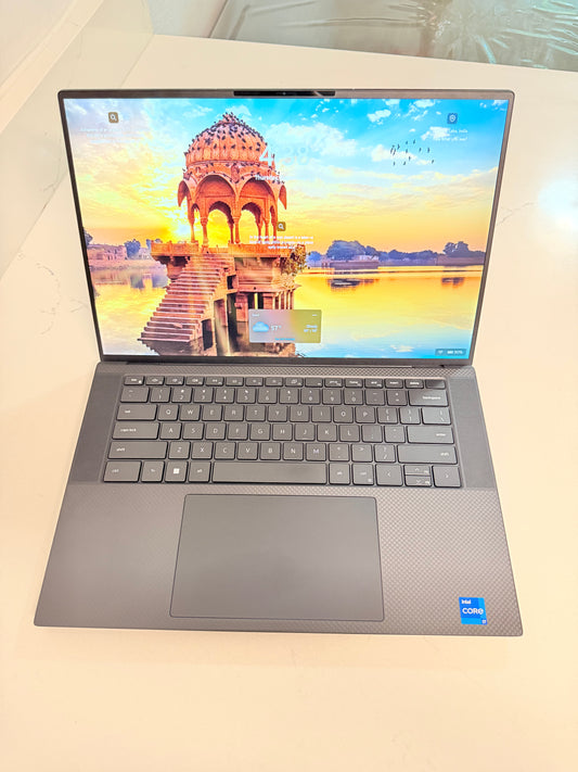 Dell Precision 5570 Workstation Laptop – i7-12800H / 16GB DDR5 / RTX A2000 8GB GPU